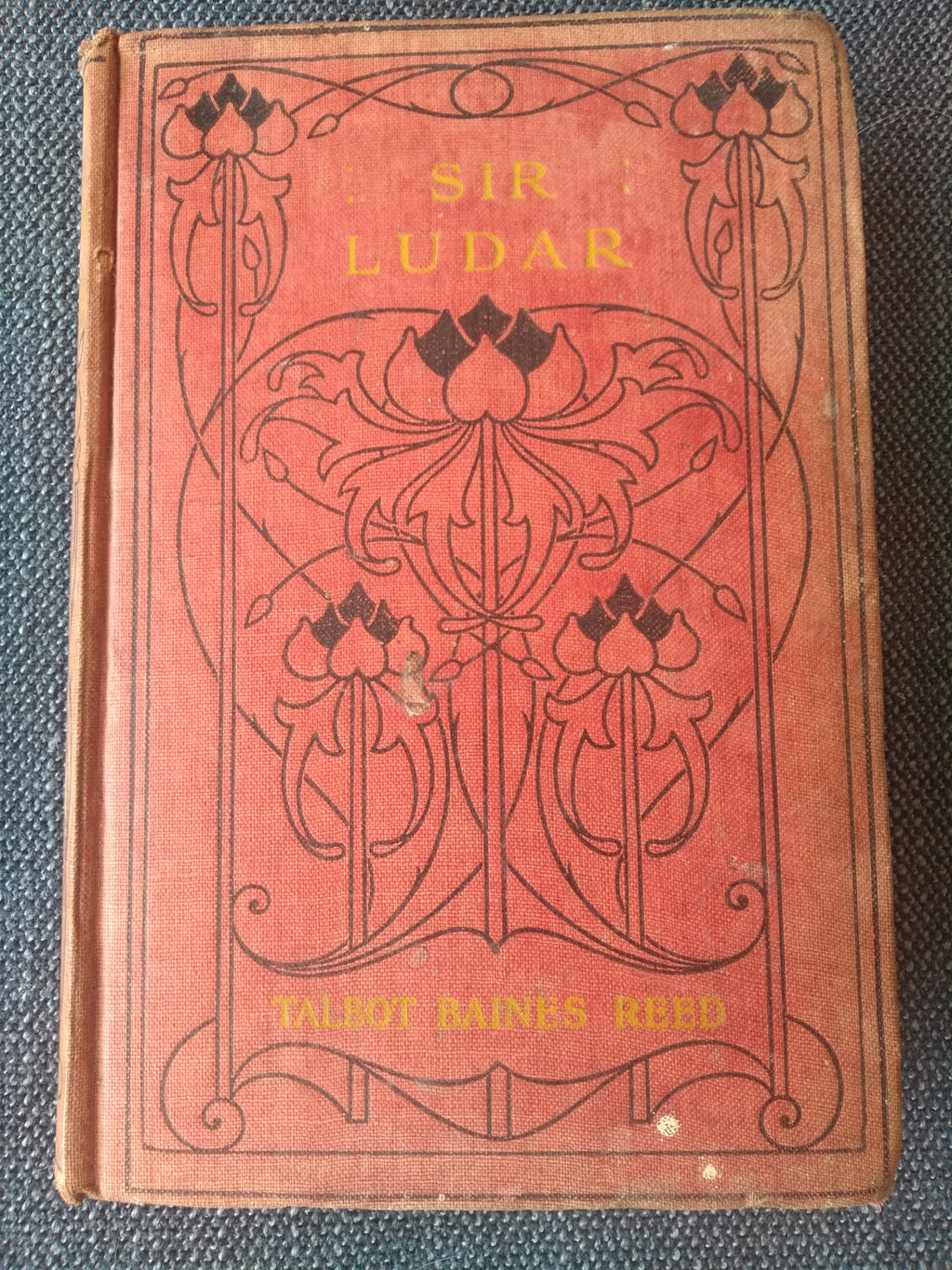 Sir Ludar. A Story of the Days of Great Queen Bess, by Talbot Baines Reed